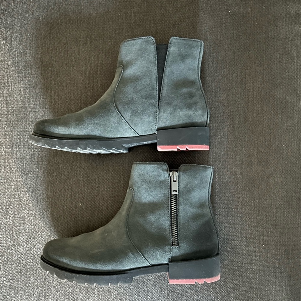 Sorel Chelsea Boots - Green Size 8.5